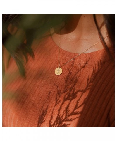 Birth Flower Necklace 18k Gold Custom Floral Pendant Necklaces Dainty Birth Month Flower Disc Hand Stamped Necklace Personali...