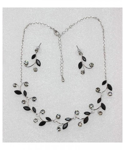 Gorgeous Rhinestone Crystal Floral Necklace Earrings Set Black $22.16 Jewelry Sets